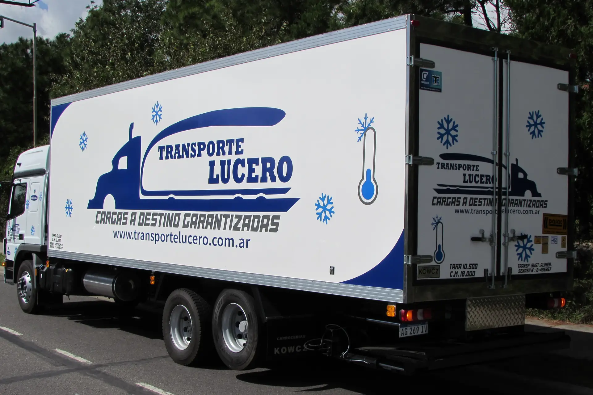 Camión refrigerado de Transporte Lucero